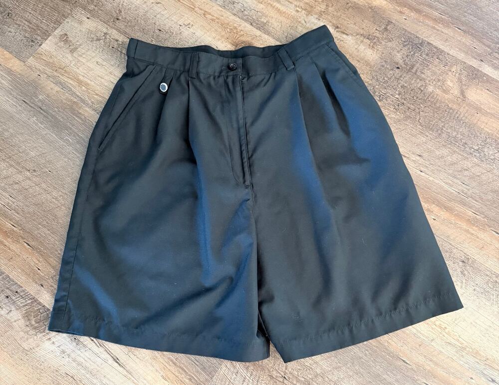 Liz Claiborne Golf Black Pleated Shorts Adjustable Waist Size 12